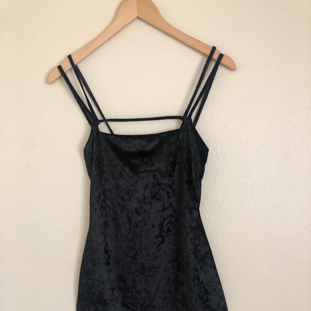 Velvet volour black strappy mini dress showroom